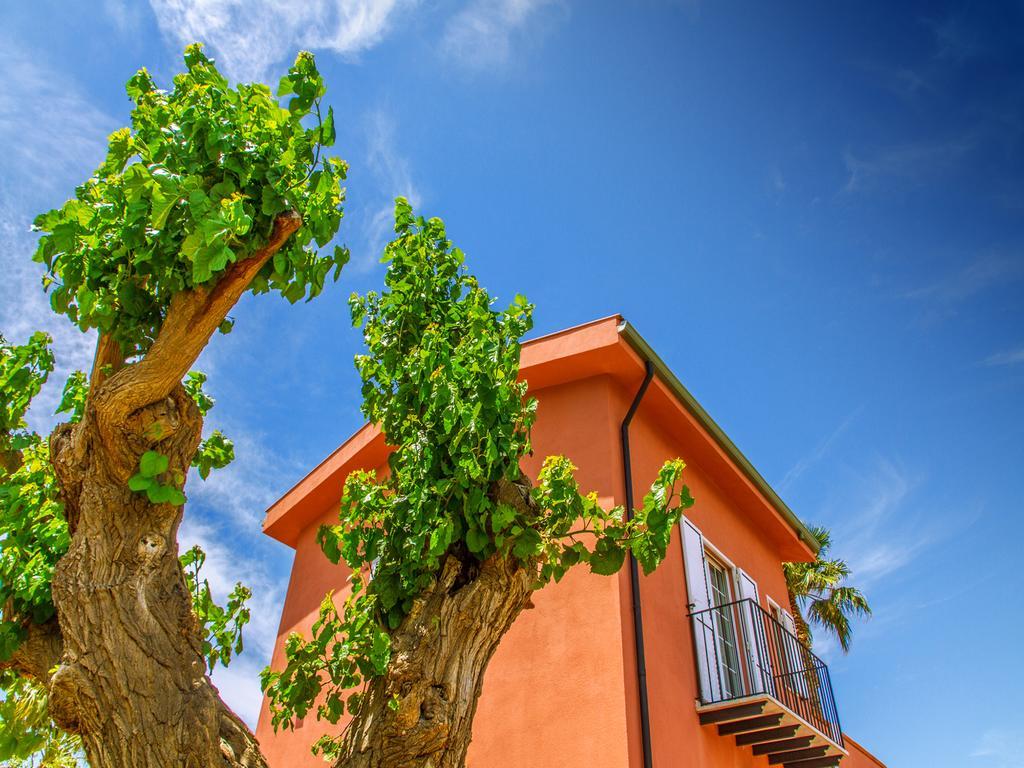 Gelso Bianco Apartments Campofelice Di Roccella Dış mekan fotoğraf