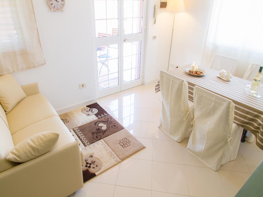 Gelso Bianco Apartments Campofelice Di Roccella Dış mekan fotoğraf