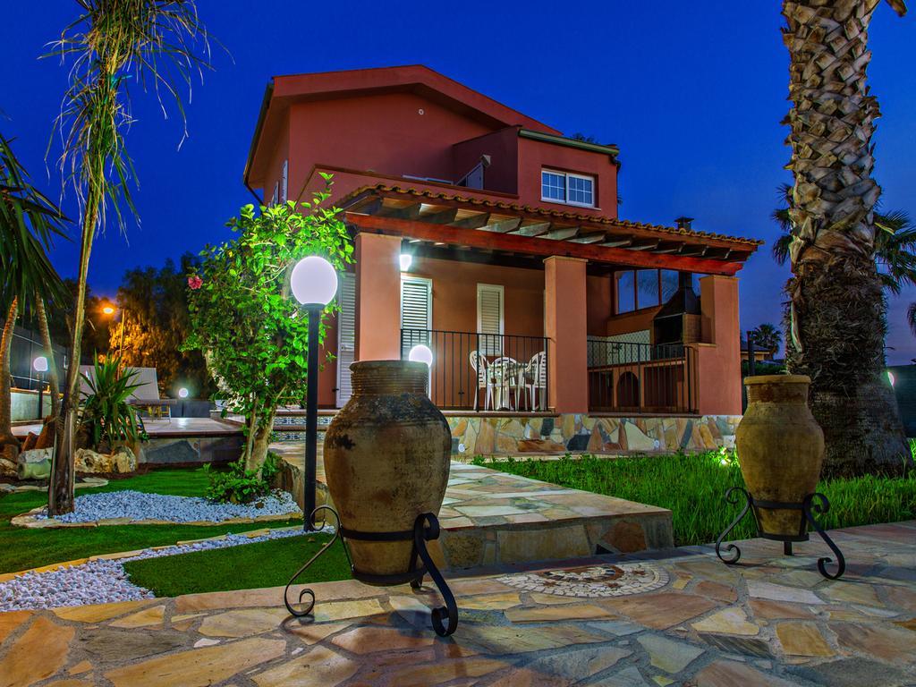 Gelso Bianco Apartments Campofelice Di Roccella Dış mekan fotoğraf