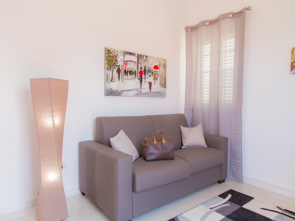 Gelso Bianco Apartments Campofelice Di Roccella Dış mekan fotoğraf